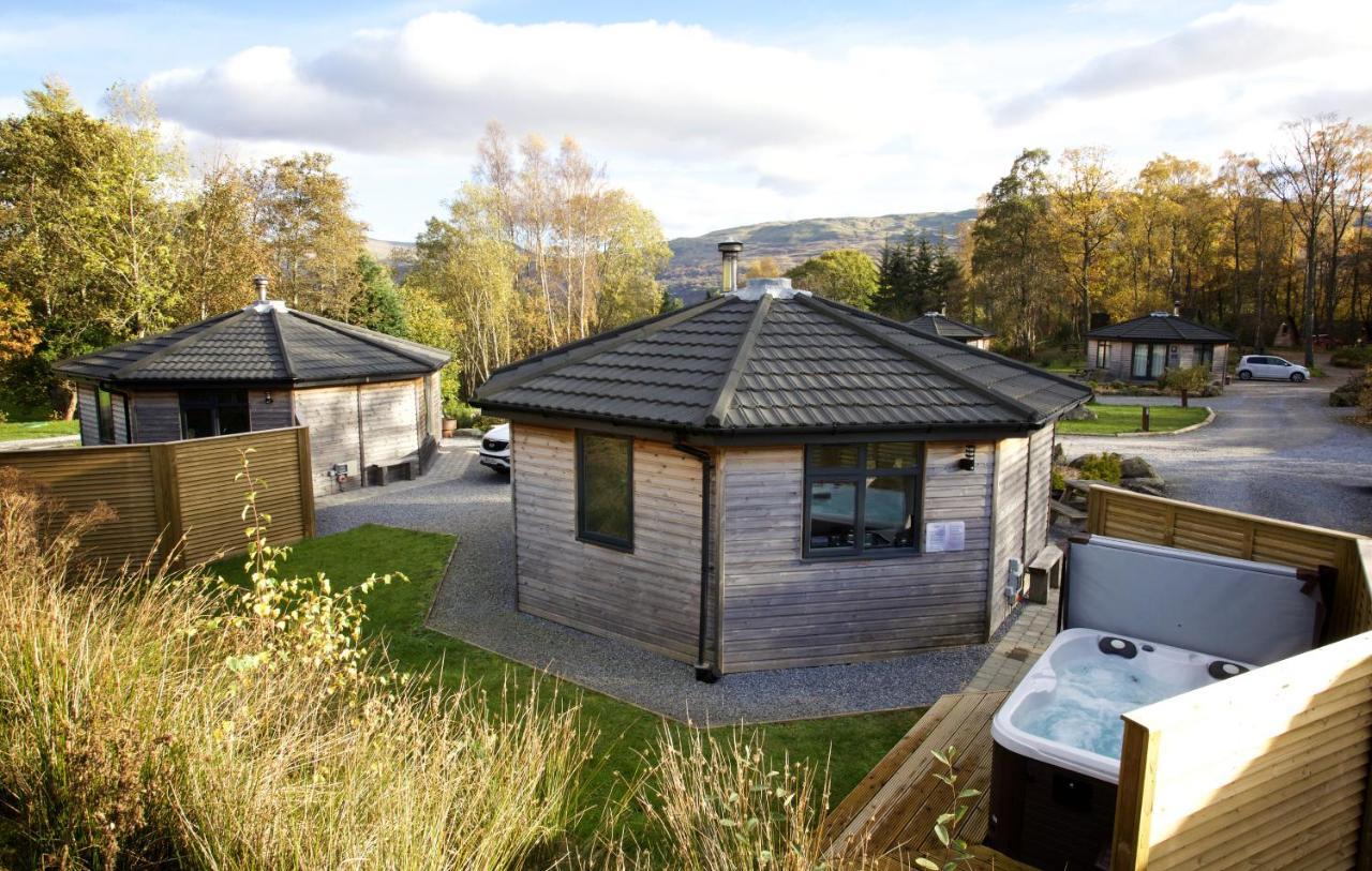 Loch Tay Highland Lodges And Glamping Park Morenish Zewnętrze zdjęcie
